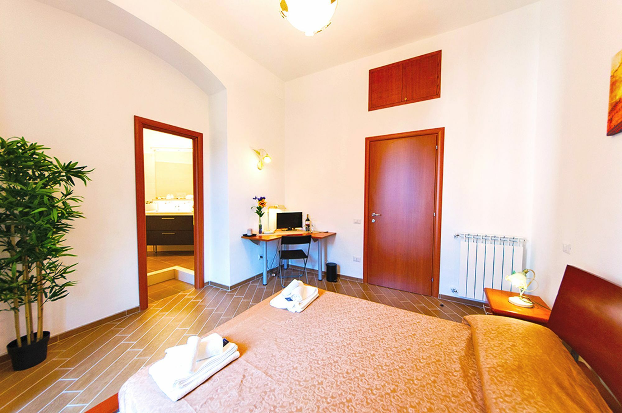 Miclad Colosseum Guest House Řím Exteriér fotografie